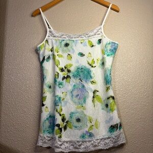 Maurices White Floral Cami with Lace Trim size M